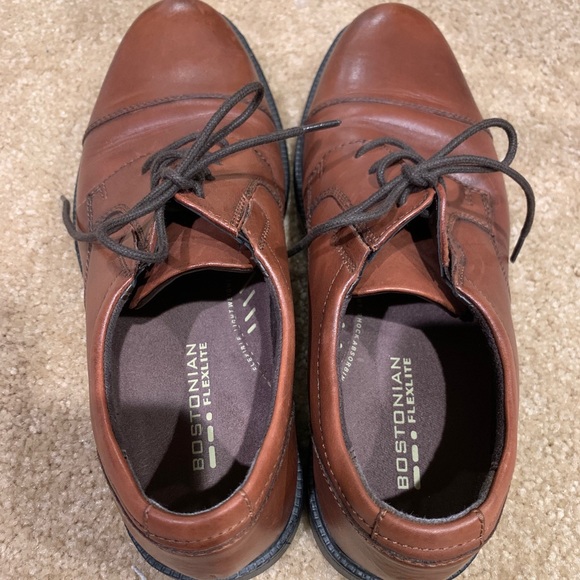 Bostonian Flexlite Dress Shoes - Picture 2 of 4